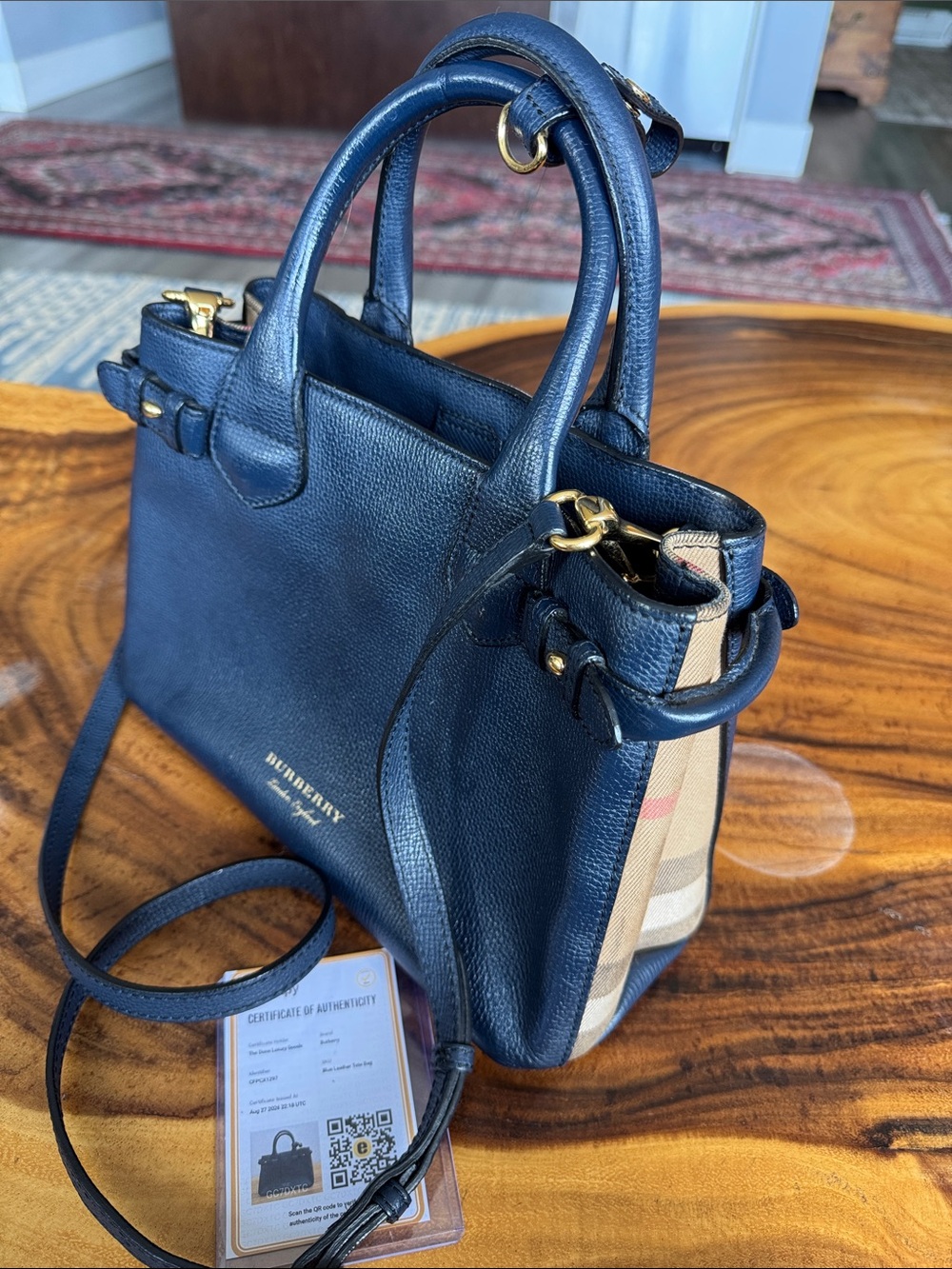 Burberry blue with check small
